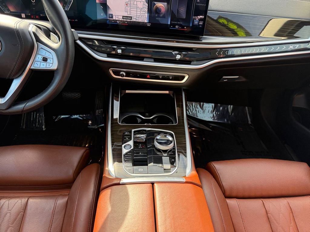 Used 2023 BMW X7 xDrive40i w/ Premium Package image 15