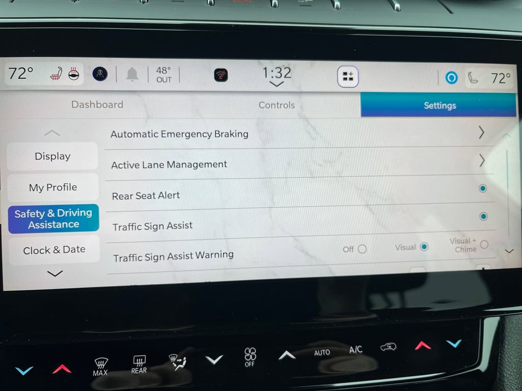 New 2026 Jeep Grand Cherokee L Limited w/ Limited Altitude Package AWD/4WD image 8