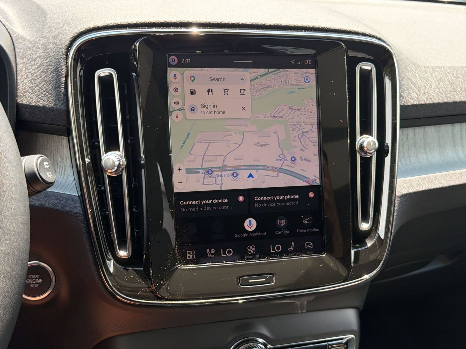 New 2026 Volvo XC40 B5 Plus w/ Climate Package AWD/4WD image 18