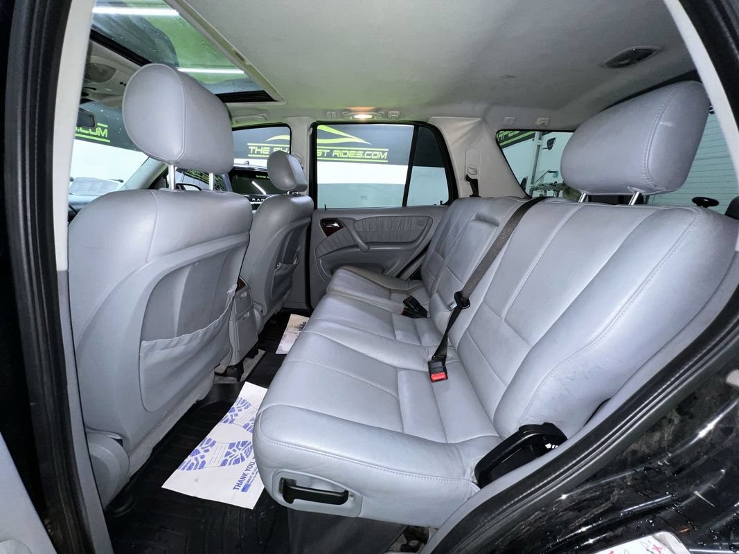 Used 2000 Mercedes-Benz ML 430 4MATIC image 25
