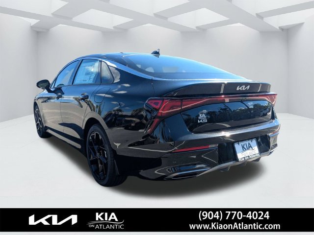 New 2027 Kia K5 GT-Line FWD image 5