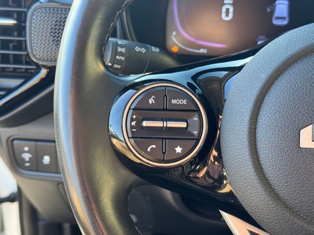 Certified 2023 Kia Soul EX FWD image 31