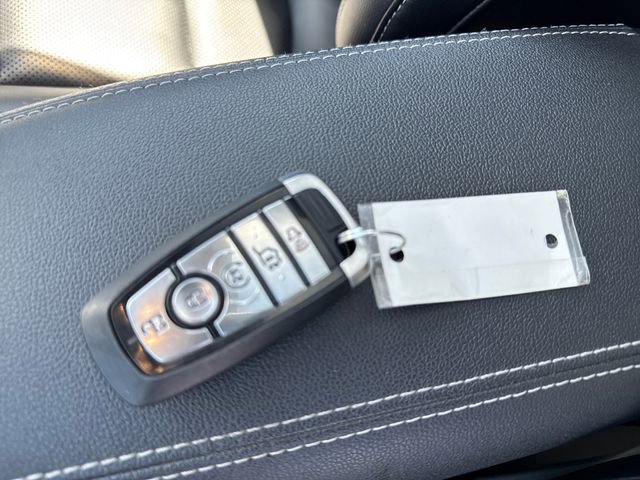 Used 2020 Ford Escape SEL image 29