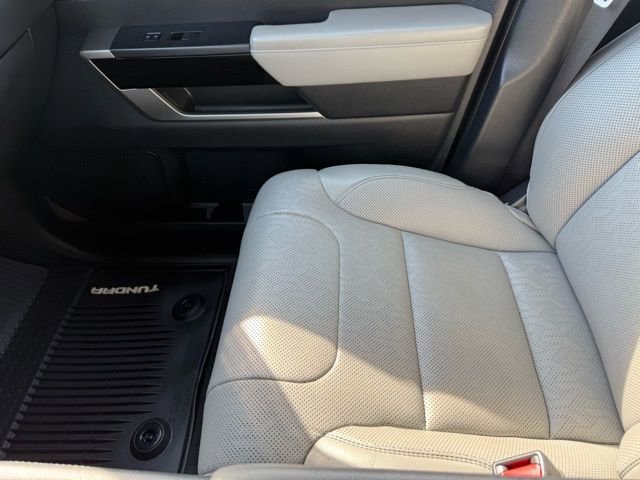 Used 2023 Toyota Tundra Limited AWD/4WD image 45