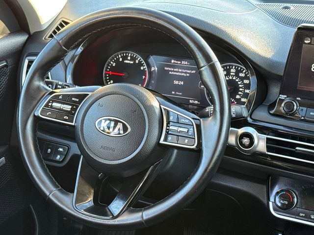 Used 2021 Kia Seltos SX w/ SX Sunroof Package image 15