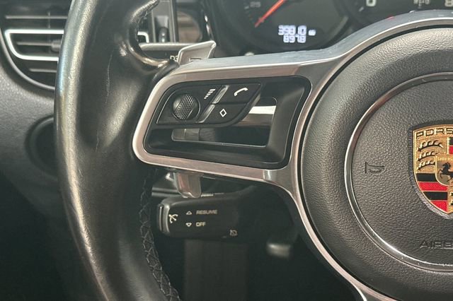 Used 2021 Porsche Macan image 30
