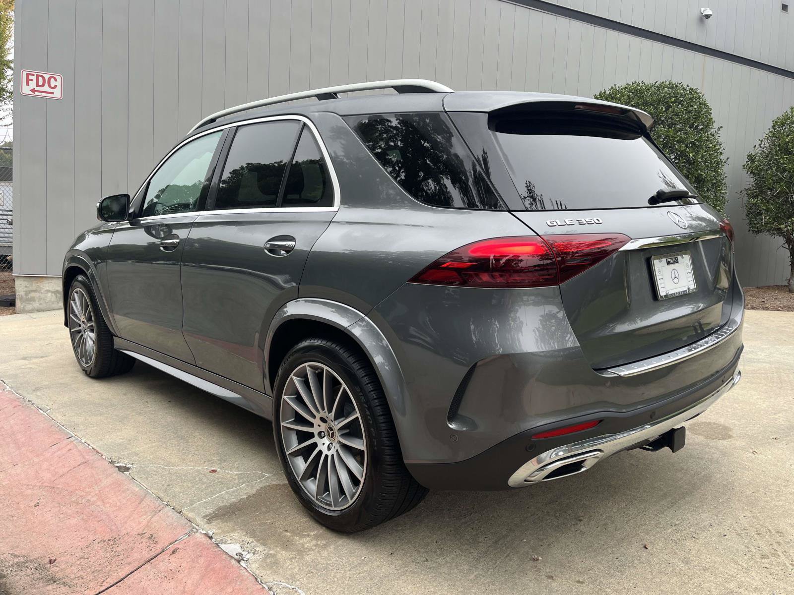 Certified 2025 Mercedes-Benz GLE 350 4MATIC image 13