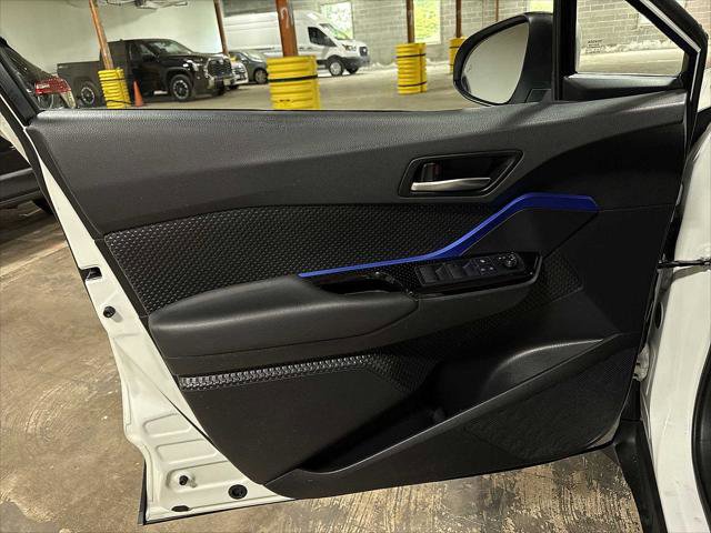 Certified 2022 Toyota C-HR XLE FWD image 27