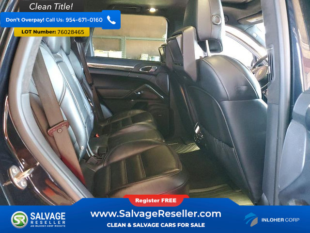 Used 2014 Porsche Cayenne Turbo image 15