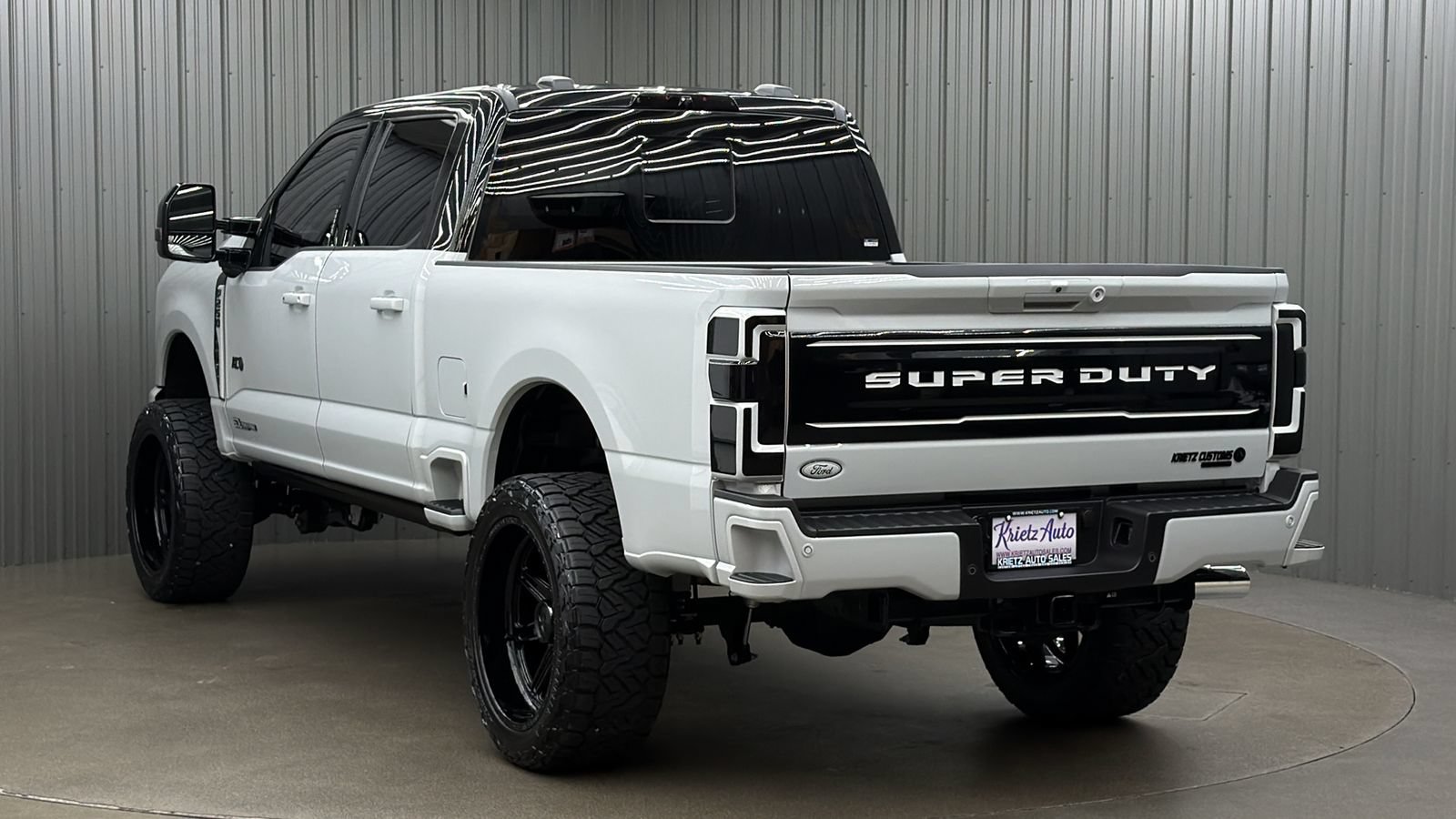 Used 2026 Ford F250 Platinum w/ FX4 Off-Road Package AWD/4WD image 3