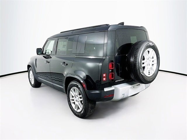 Used 2025 Land Rover Defender 110 S image 7