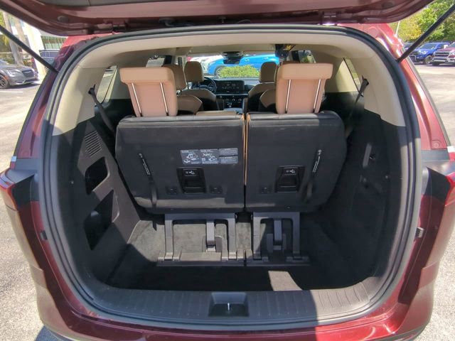 Used 2024 Kia Carnival LX image 14