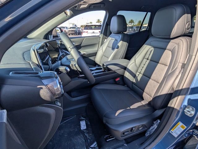 New 2026 Chevrolet Equinox LT w/ Convenience Package II FWD image 3