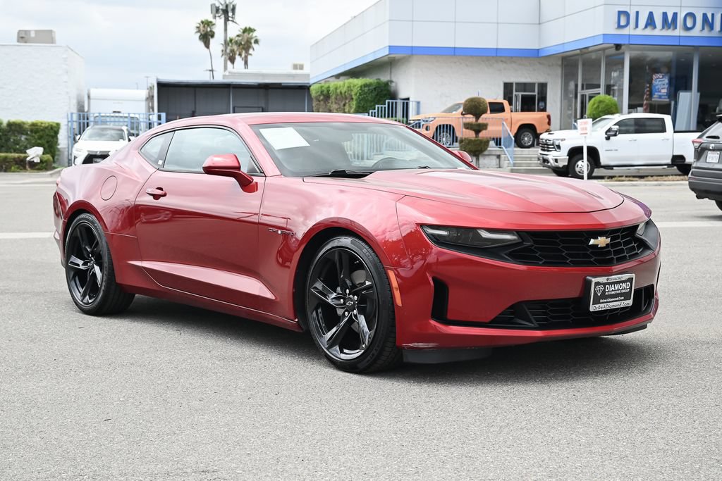 Used 2021 Chevrolet Camaro LT RWD image 1