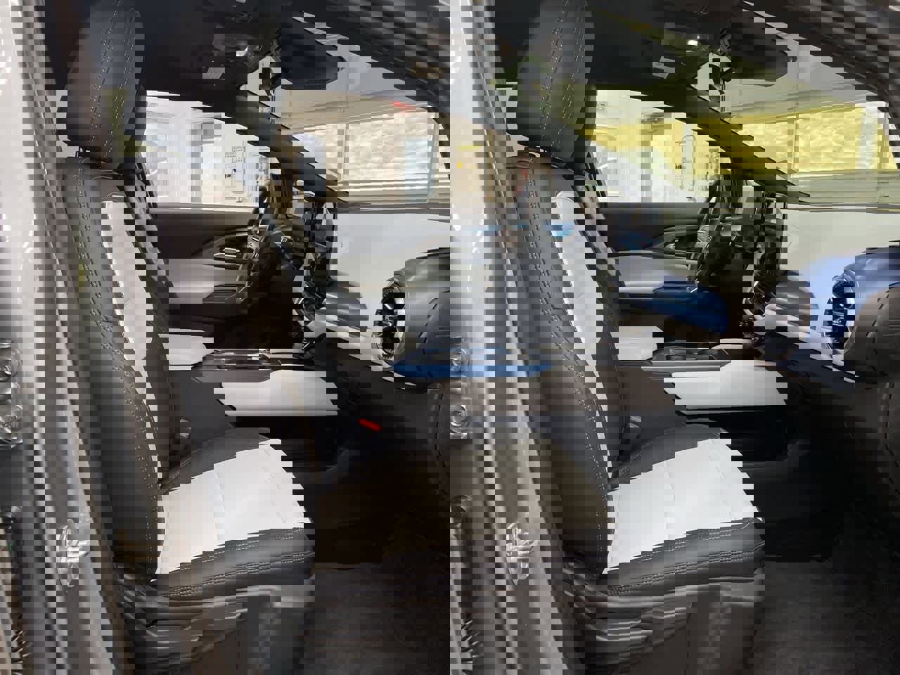 Used 2024 Chevrolet Equinox EV LT image 19