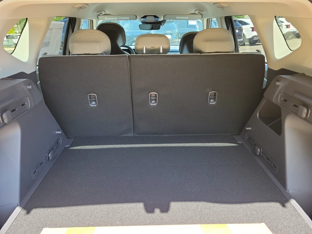 New 2027 Kia Seltos S FWD image 9