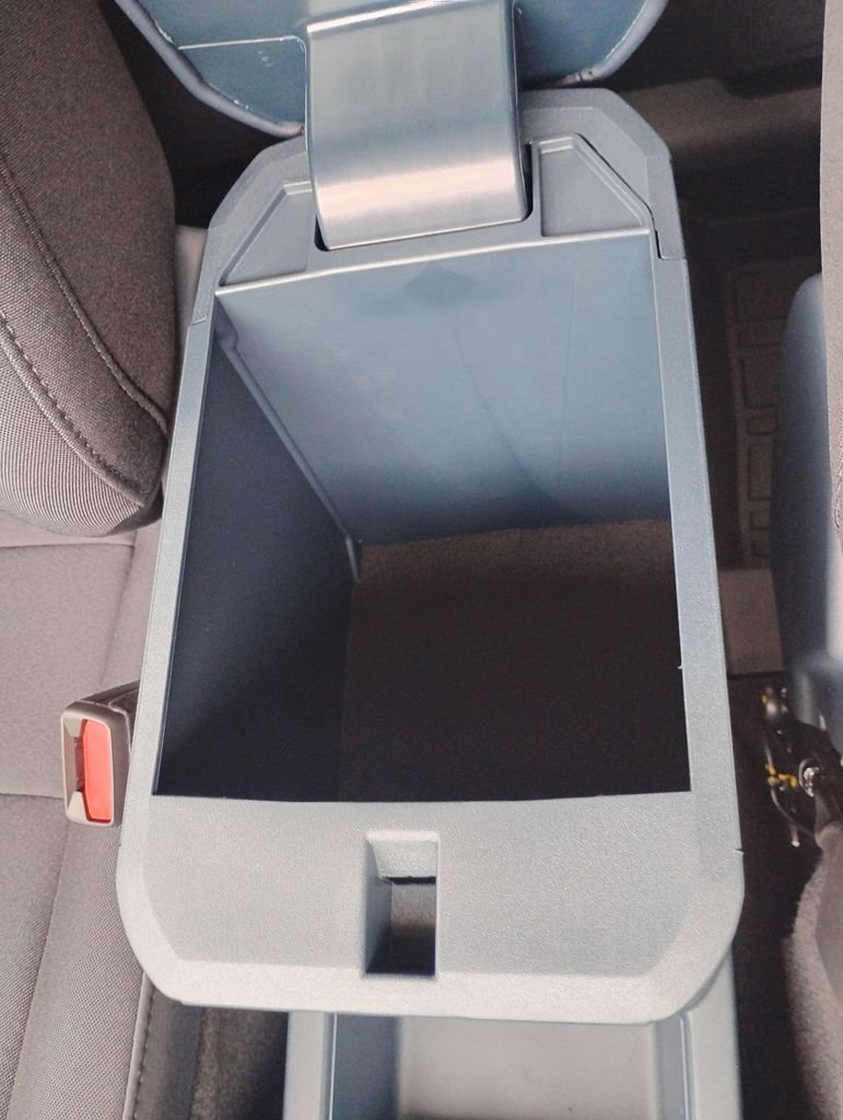 New 2025 Ford Maverick XL image 26