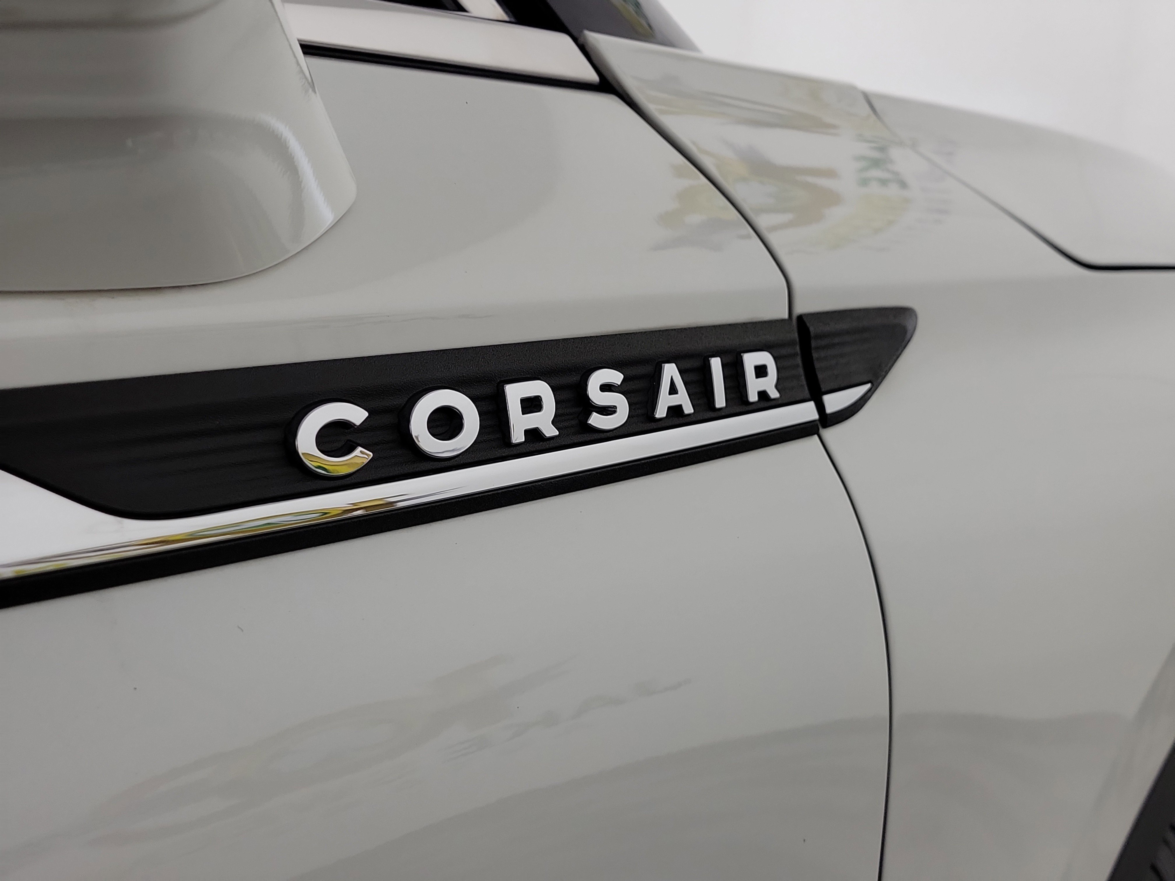 Used 2022 Lincoln Corsair AWD w/ Premium Package image 24