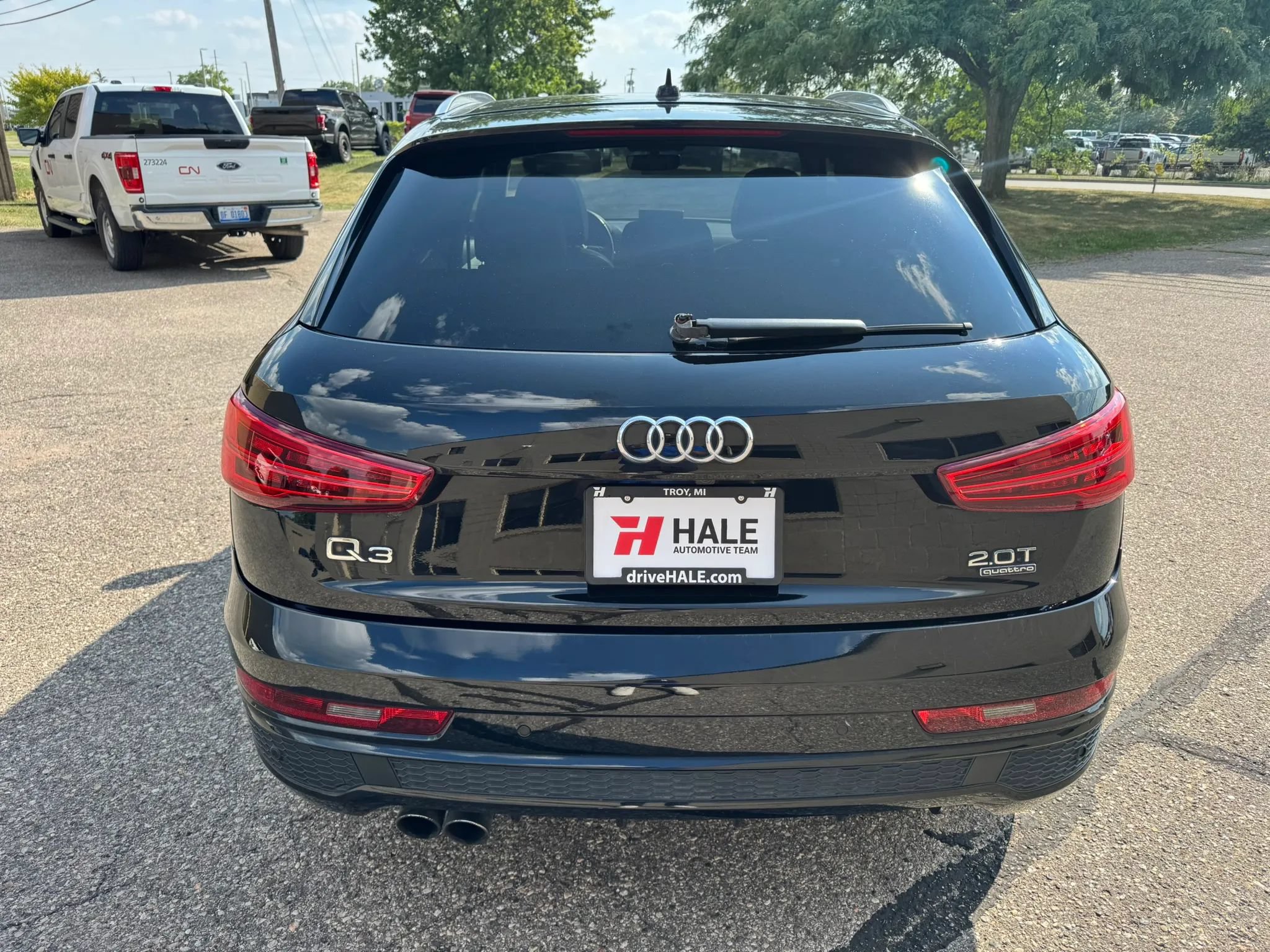 Used 2018 Audi Q3 2.0T Premium AWD/4WD image 8