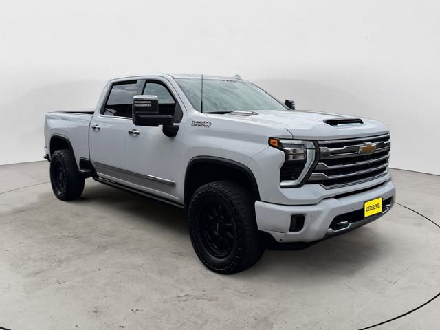 Used 2024 Chevrolet Silverado 2500 High Country w/ High Country Premium Package image 7