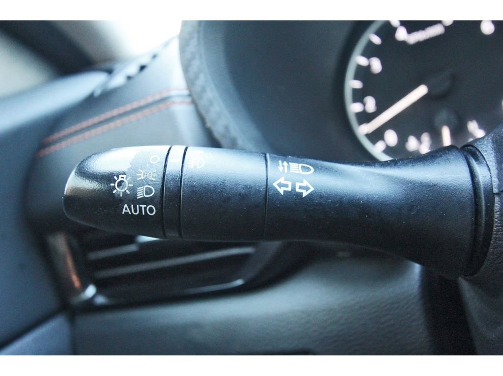 Used 2021 Nissan Sentra SR w/ Lighting Package image 20