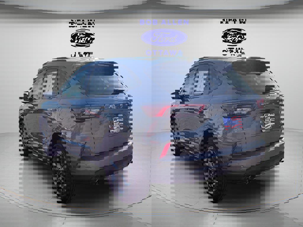 Used 2024 Ford Escape ST-Line w/ Tech Pack #1 image 11