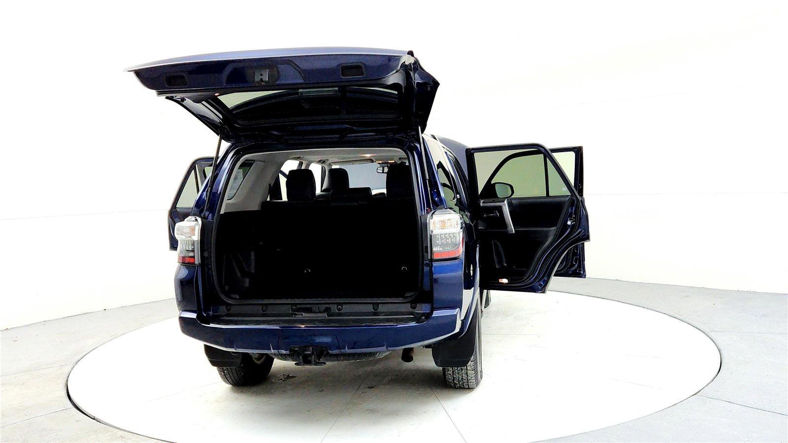 Used 2020 Toyota 4Runner SR5 Premium image 11