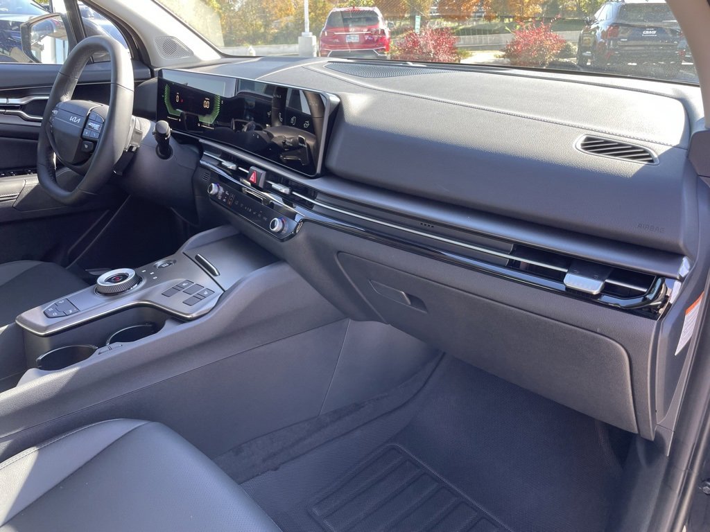 New 2026 Kia Sportage EX image 30