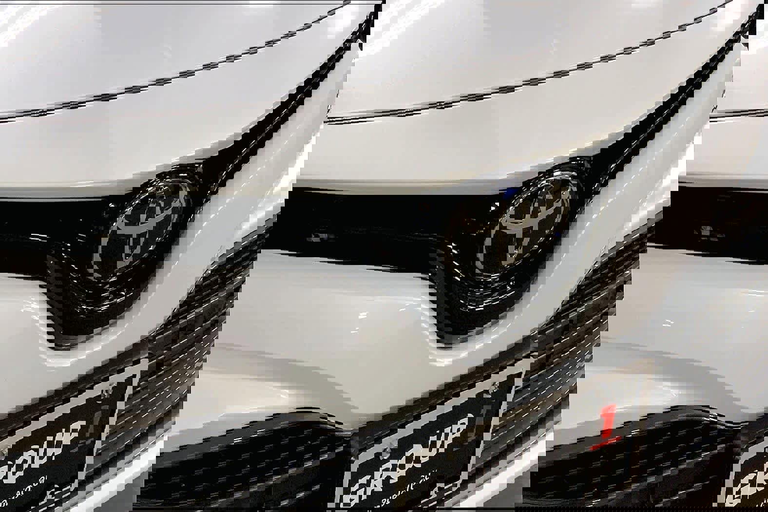 Used 2018 Toyota Camry XLE image 30