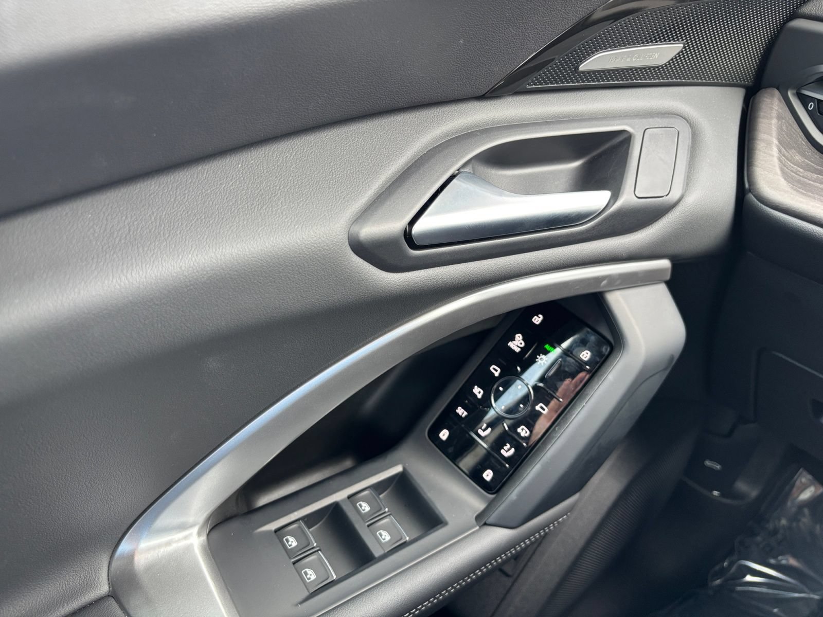 Used 2025 Audi Q5 Premium Plus w/ Premium Plus AWD/4WD image 11