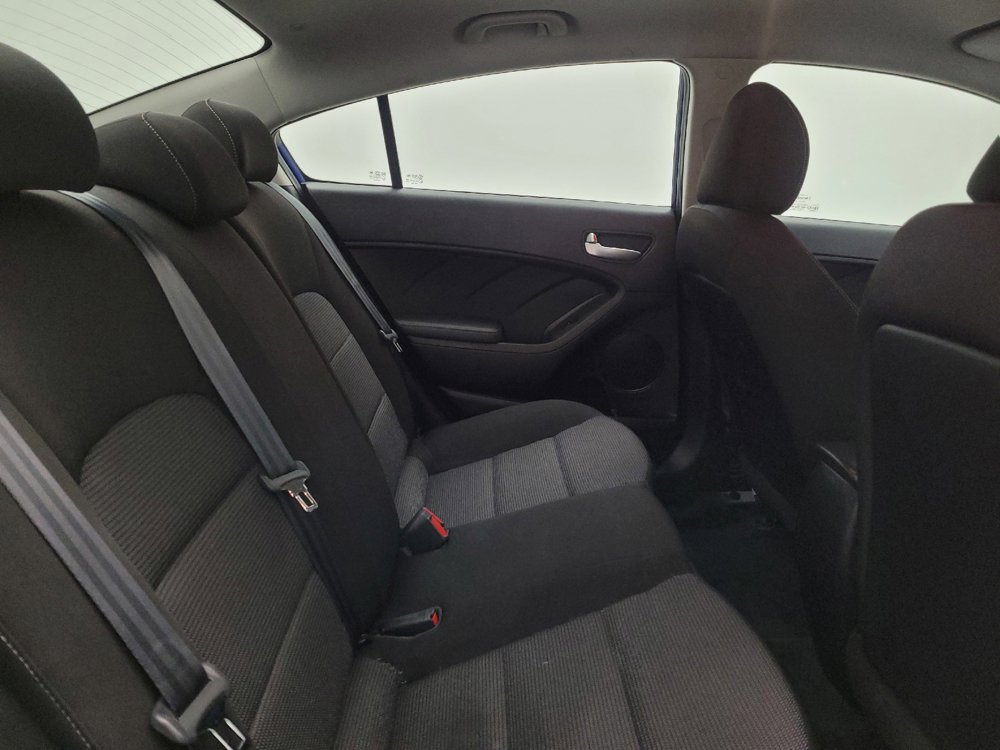 Used 2017 Kia Forte LX FWD image 19