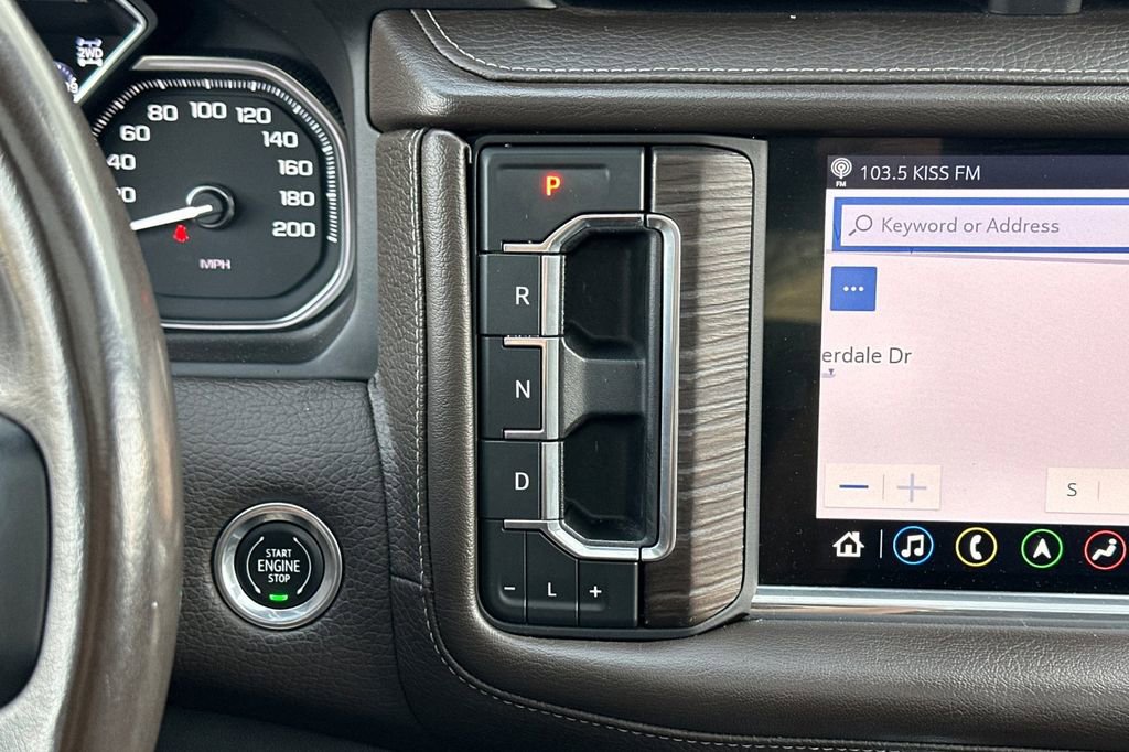 Used 2021 GMC Yukon Denali w/ Denali Premium Package AWD/4WD image 23