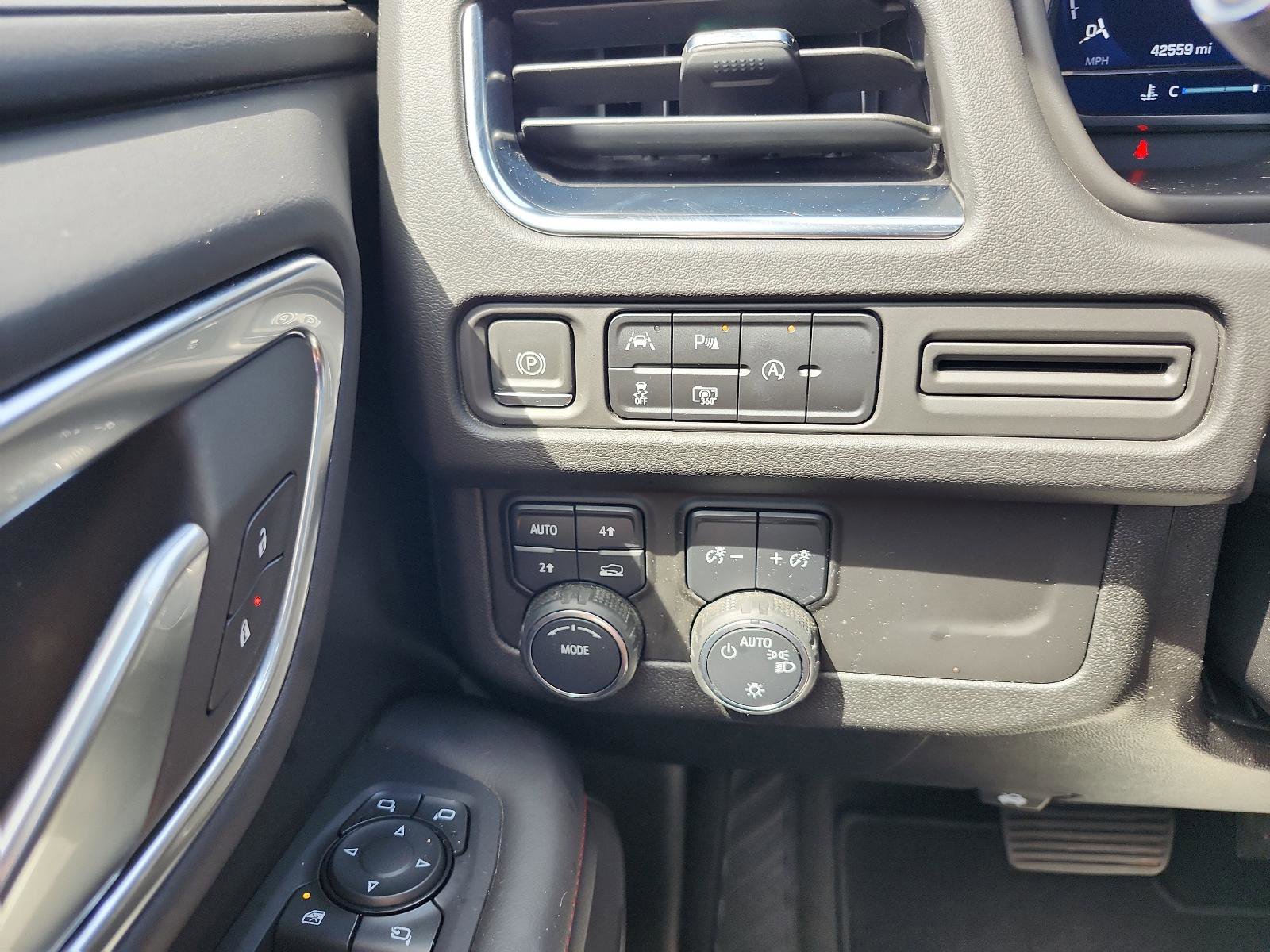 Certified 2024 Chevrolet Tahoe RST w/ Sport Performance Package image 23