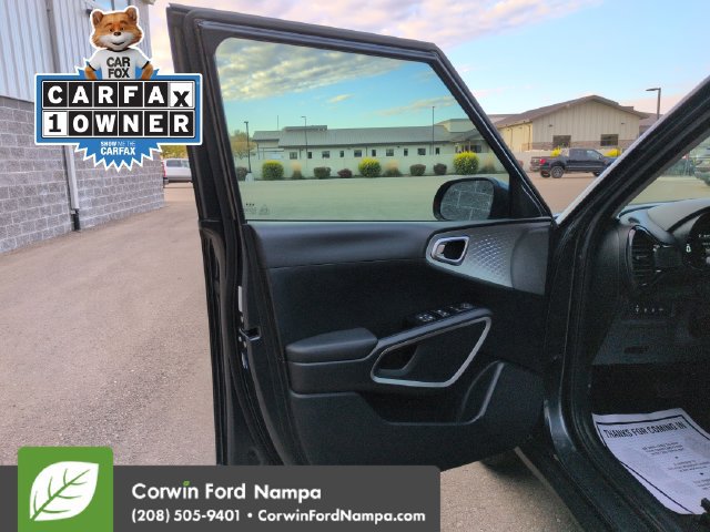 Used 2023 Kia Soul S FWD image 10