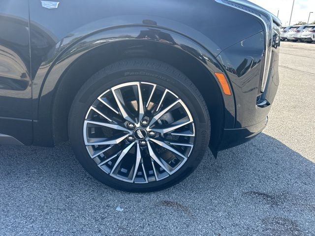 Used 2024 Cadillac XT4 Sport AWD/4WD image 5