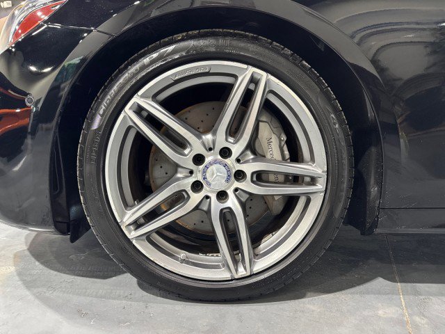 Used 2017 Mercedes-Benz E 300 image 13