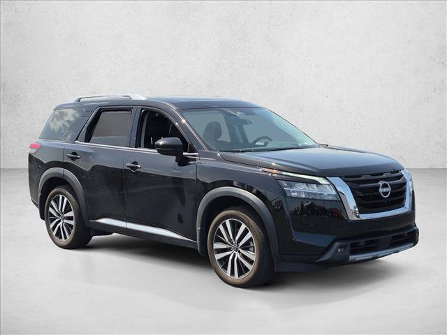 Used 2024 Nissan Pathfinder Platinum w/ Cargo Package FWD image 3