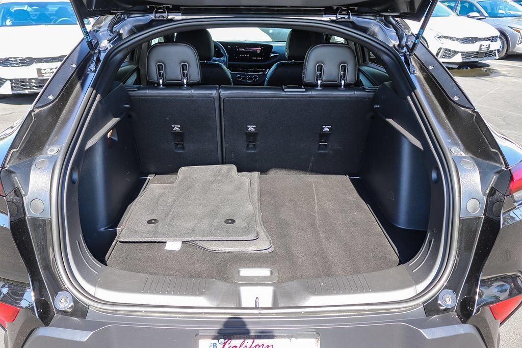 Used 2025 Buick Envista Preferred FWD image 28
