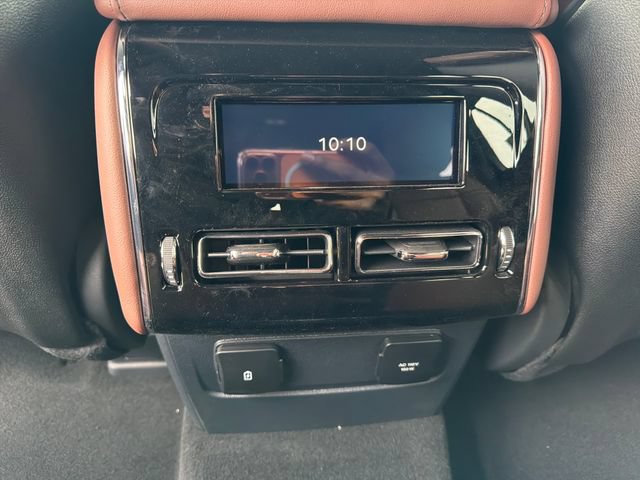 New 2026 Lincoln Aviator Reserve AWD/4WD image 16