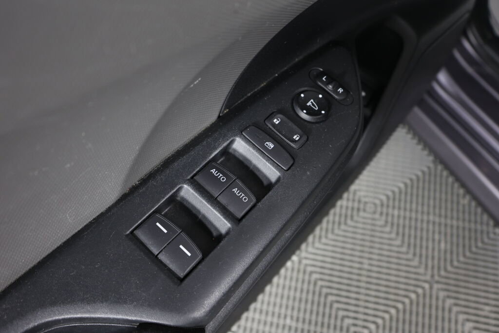 Used 2018 Honda Civic LX image 30