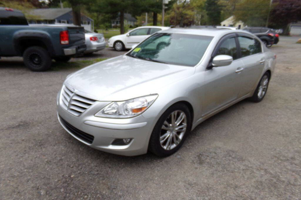 Used 2009 Hyundai Genesis 4.6 w/ Technology Pkg 5 RWD image 1