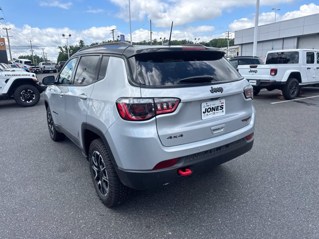 New 2026 Jeep Compass Trailhawk AWD/4WD image 7