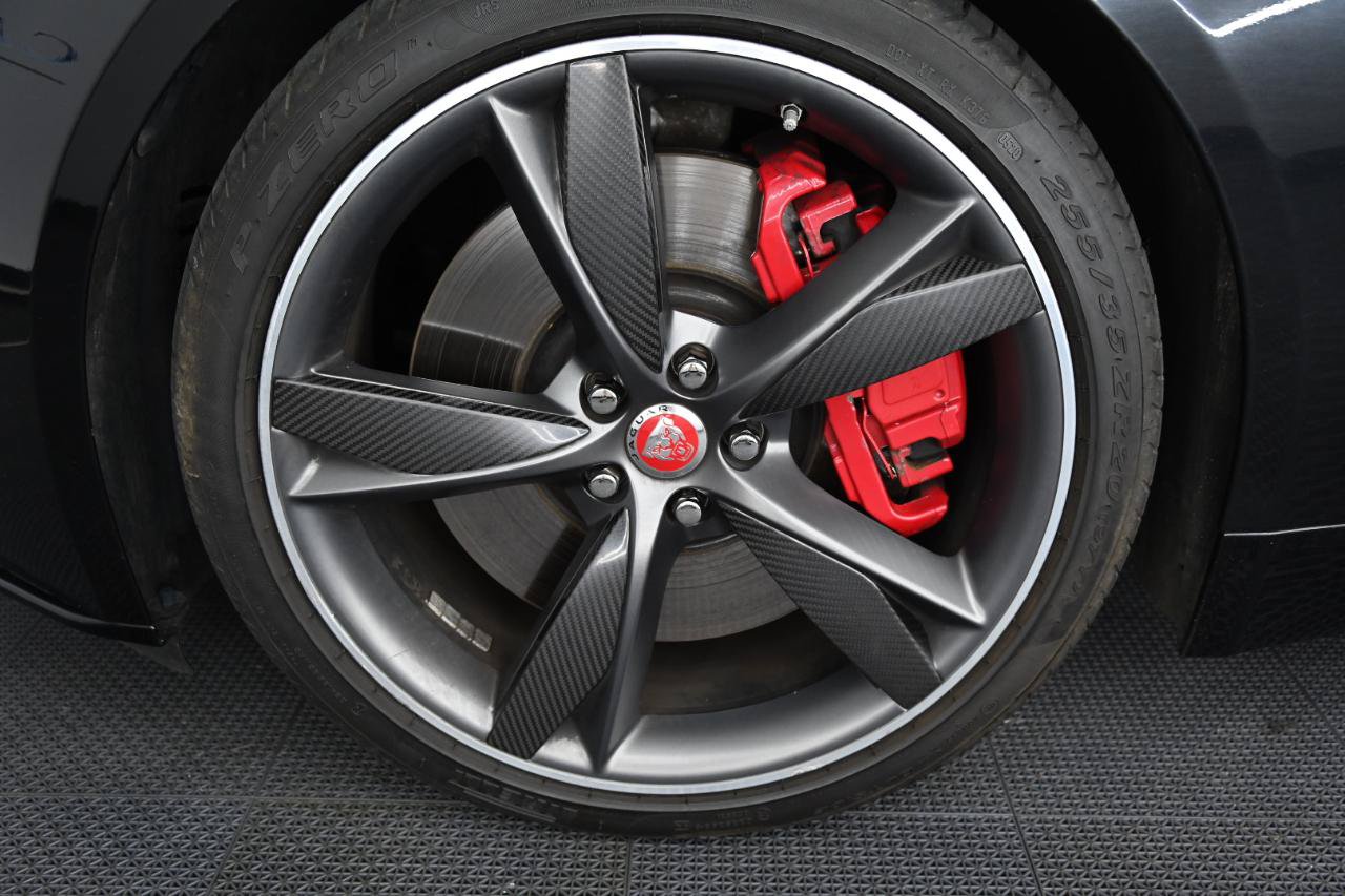Used 2019 Jaguar F-TYPE R AWD/4WD image 43