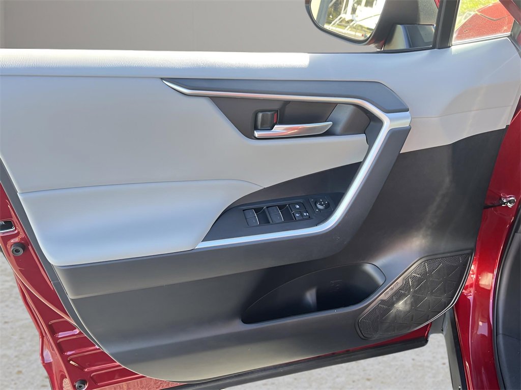 Certified 2023 Toyota RAV4 XLE image 23