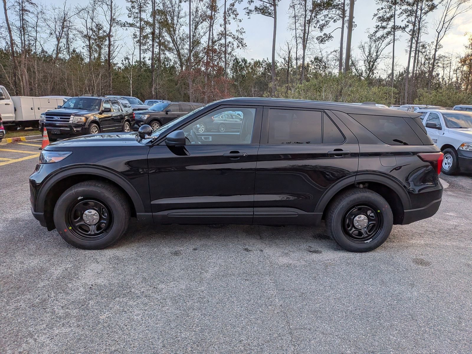 New 2026 Ford Explorer 4WD Police Interceptor image 8
