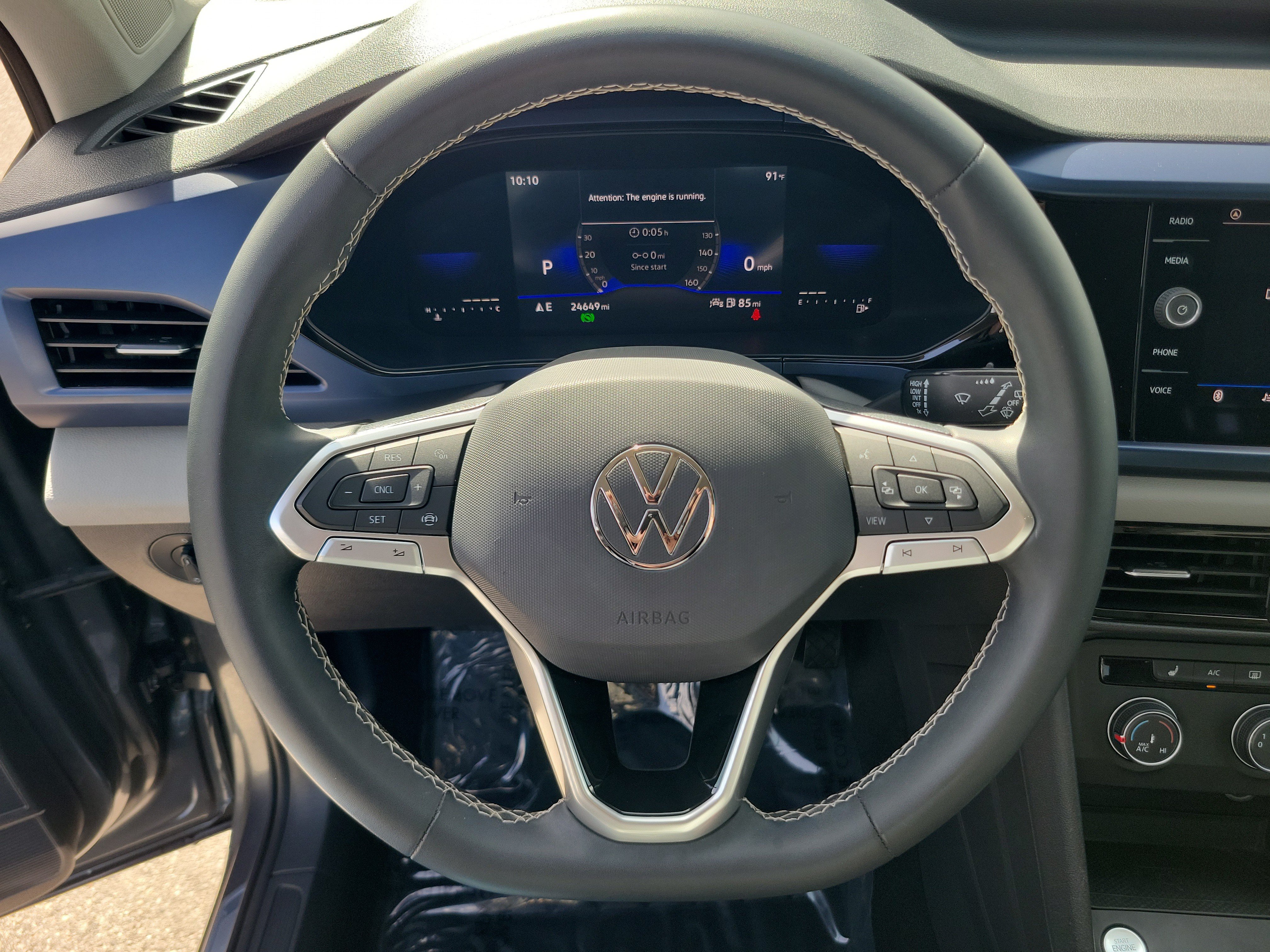 Used 2022 Volkswagen Taos SE FWD image 21