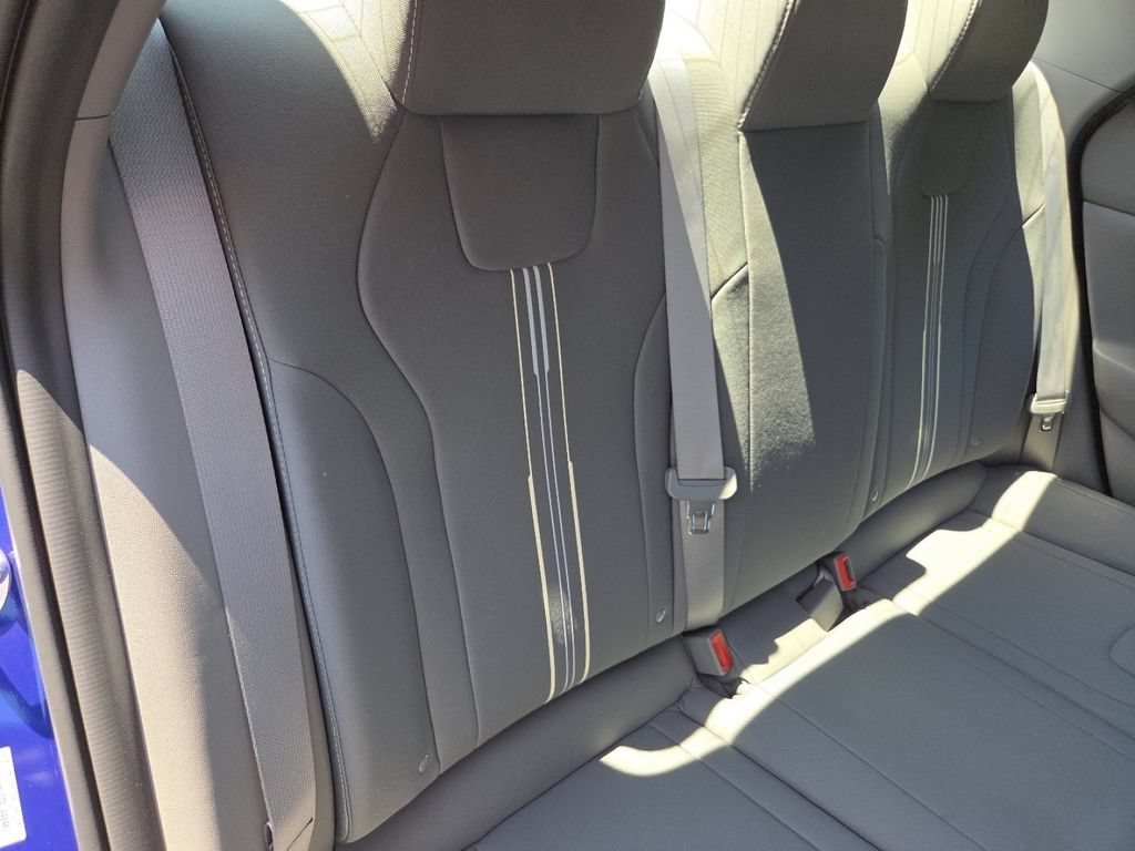 Used 2023 Hyundai Elantra SEL FWD image 25