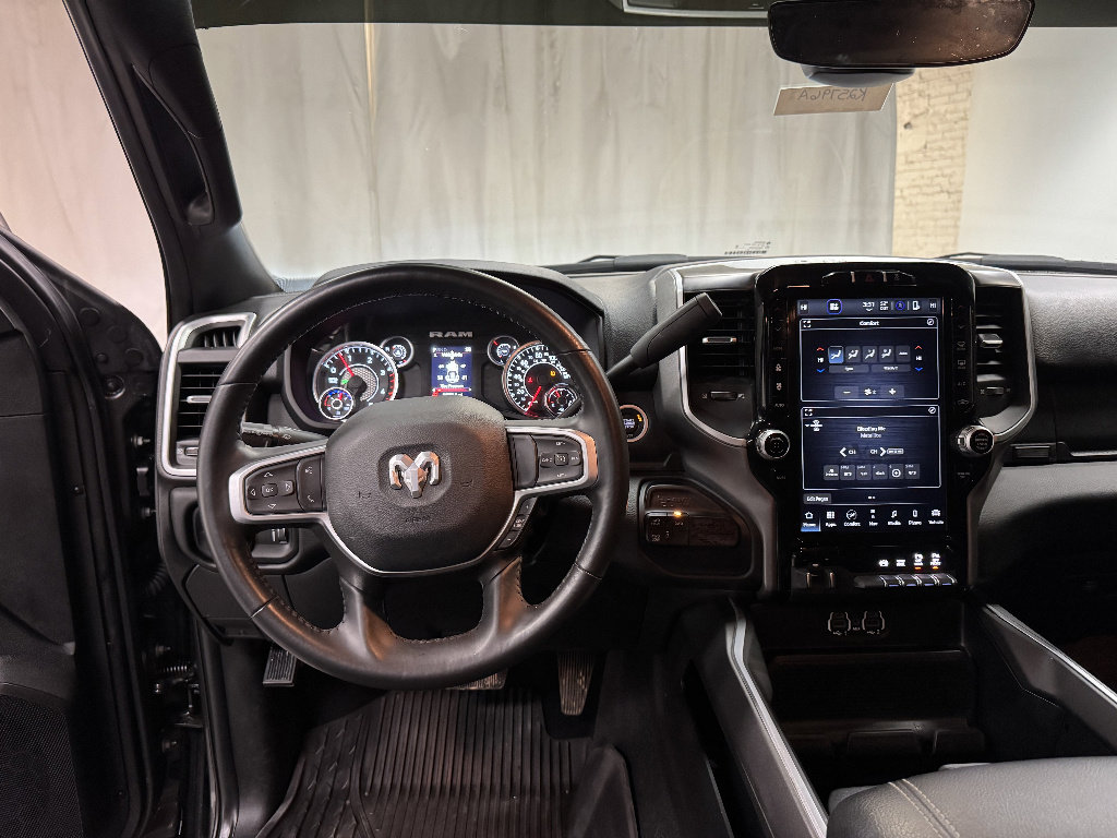 Used 2024 RAM 2500 Big Horn w/ Night Edition AWD/4WD image 25