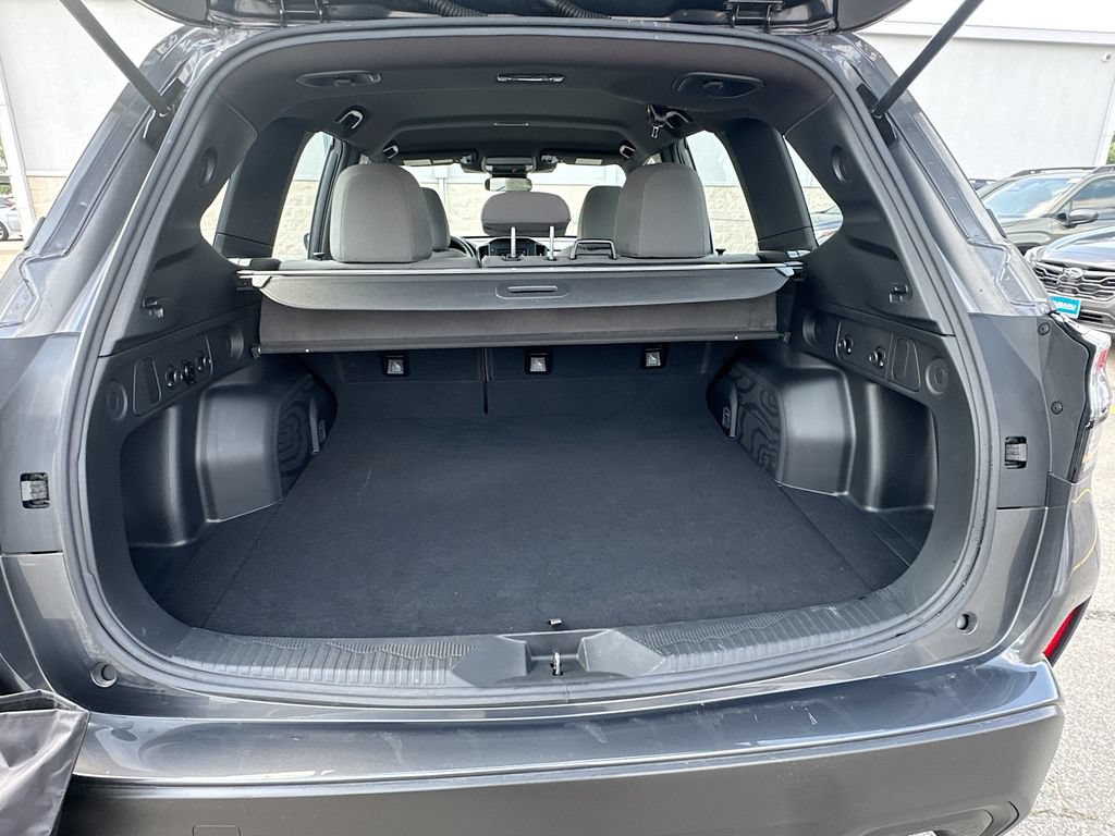 Certified 2025 Subaru Forester AWD/4WD image 31