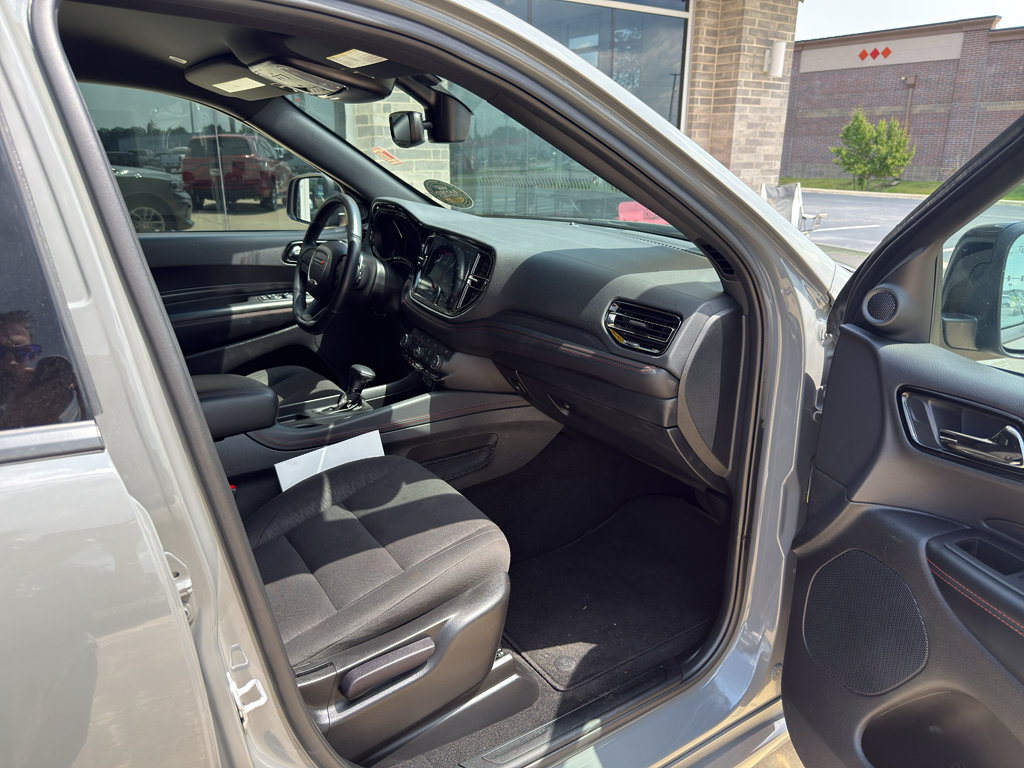 Used 2025 Dodge Durango GT AWD/4WD image 26